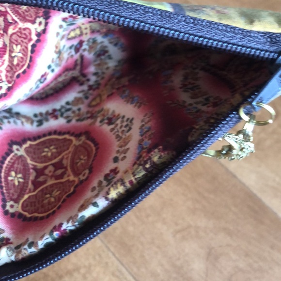 Small handmade pouch - Picture 4 of 4